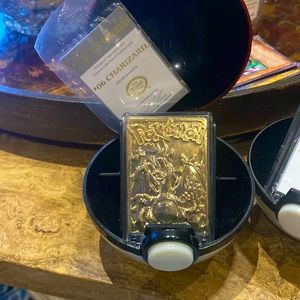 23 karat Gold Plated Pokémon Special Edition #06 Charizard